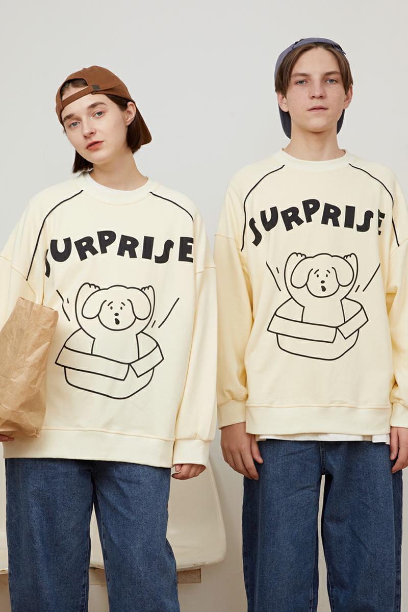 Doggy pattern crew neck top