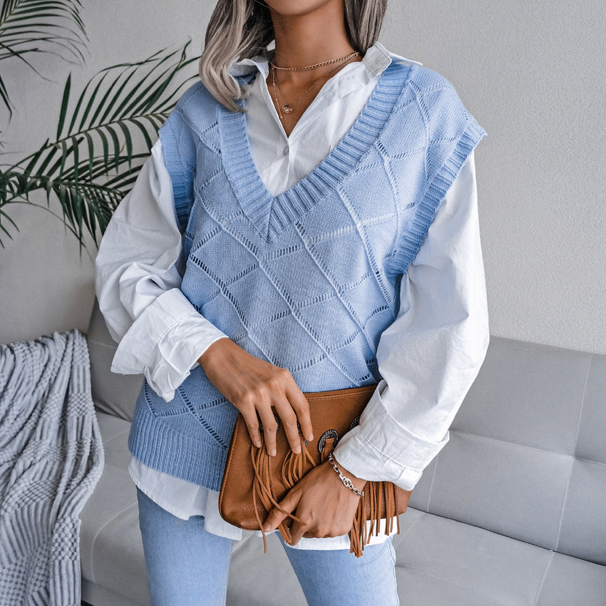 Women's V-neck Hollow Rhombus Casual Knitted Sweater Vest